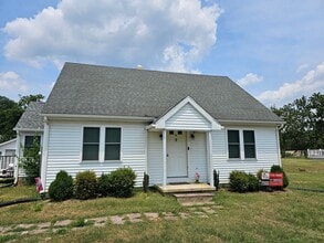 Building Photo - 6166 Kirby Rd