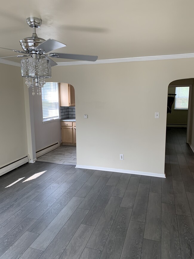 Living room - 157 Burmont Rd
