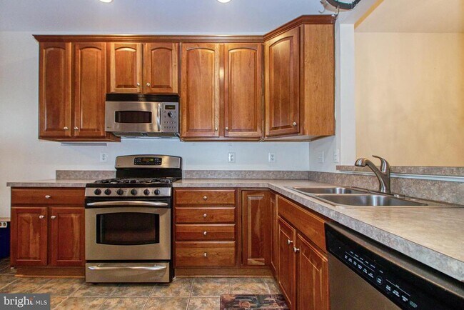 Foto del edificio - 5302 Talladega Ct