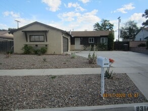 Building Photo - 8314 Camelia Dr