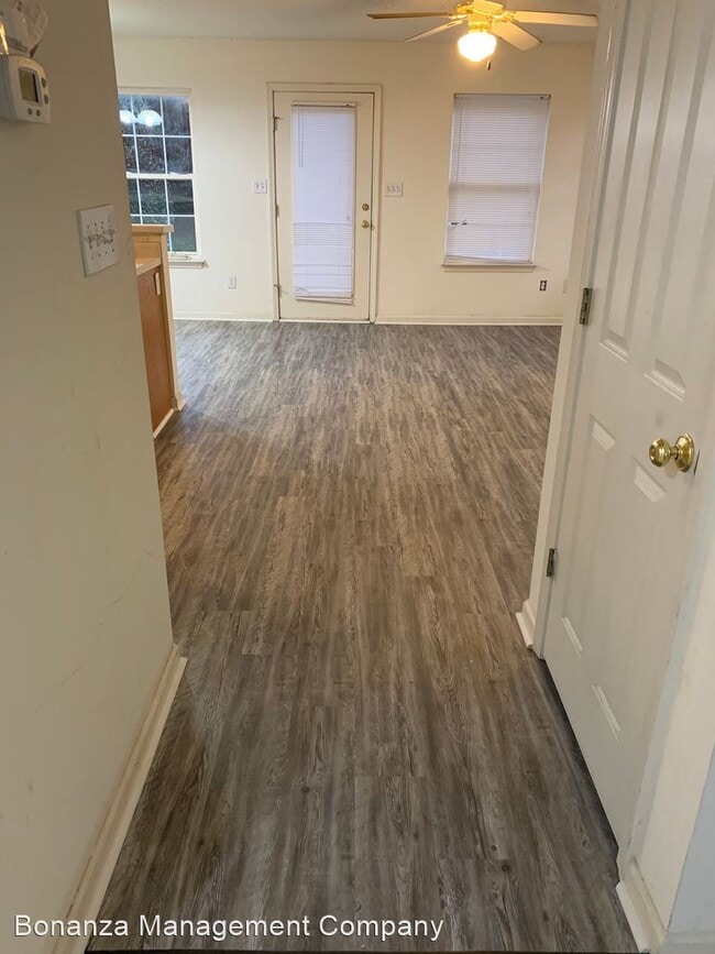 Building Photo - 3 br, 2.5 bath House - 161 Springwood Lane