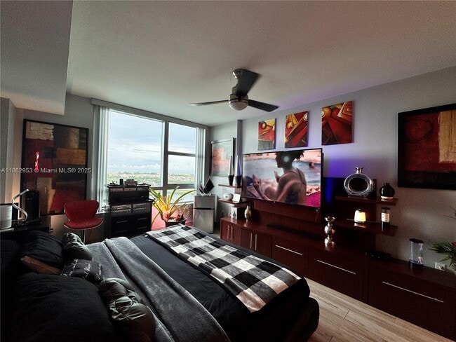 Foto del edificio - 2641 N Flamingo Rd
