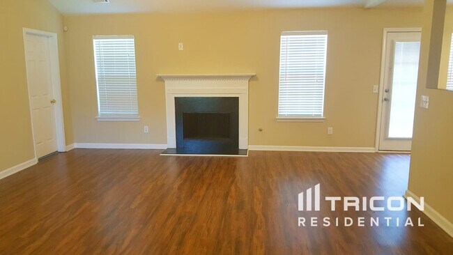 Foto del edificio - 300 Stone Ridge Way