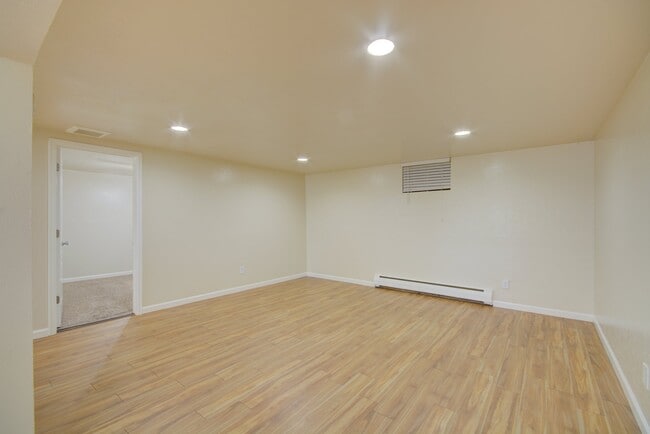 Building Photo - 375 S Depew St
