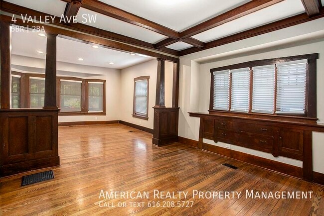 Foto del edificio - 4 Valley Ave SW