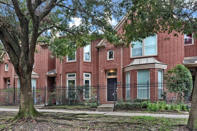 Building Photo - 66 McGowen St