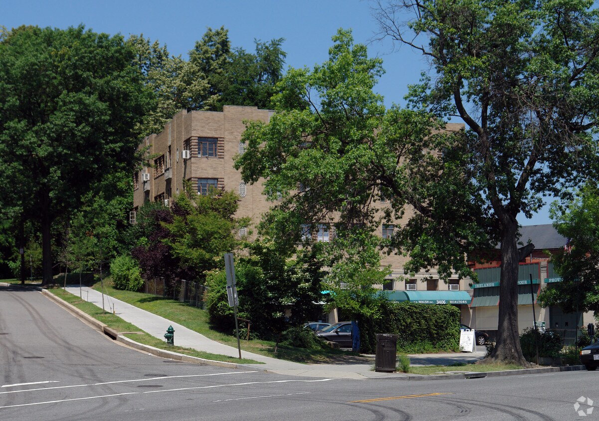 Foto del edificio - 3408 Connecticut Ave NW