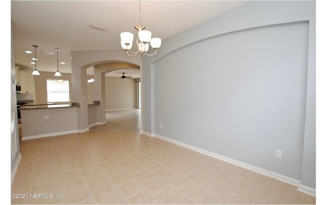Building Photo - 225 Thornloe Dr