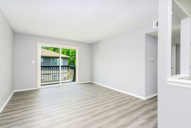 Building Photo - Parkville Place Apartments