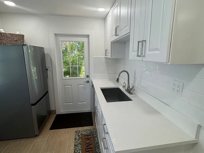 Building Photo - 6704 S Faul St