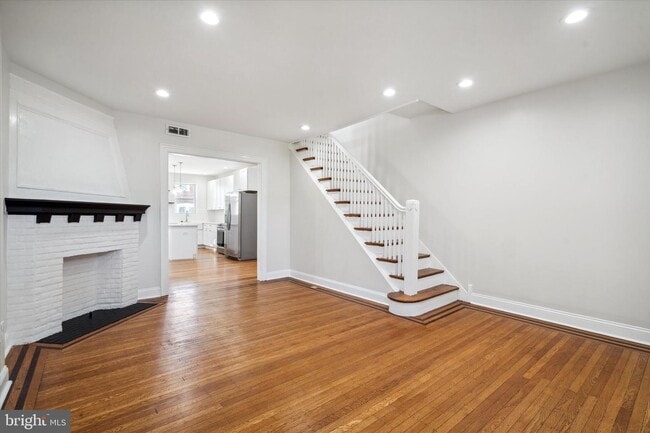 Building Photo - 6825 N 18th St
