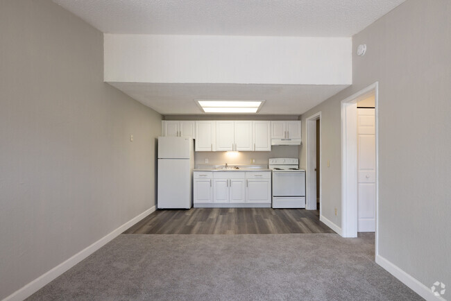 1 BR, 1 BA - 576SF - Heronwood Apartments