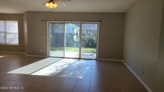 Building Photo - 12737 Chandler View Ct