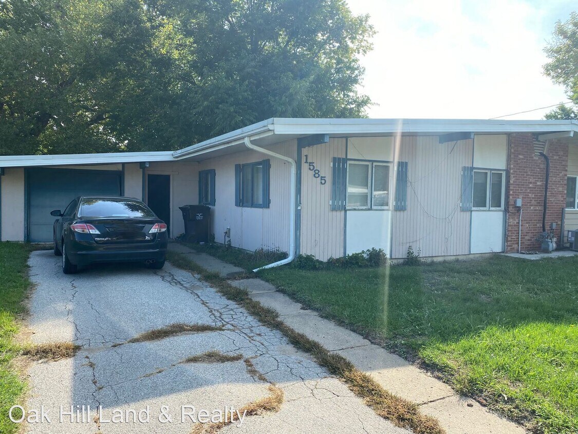 3 br, 1 bath House 1585 Harrington Loop House Rental in Sergeant