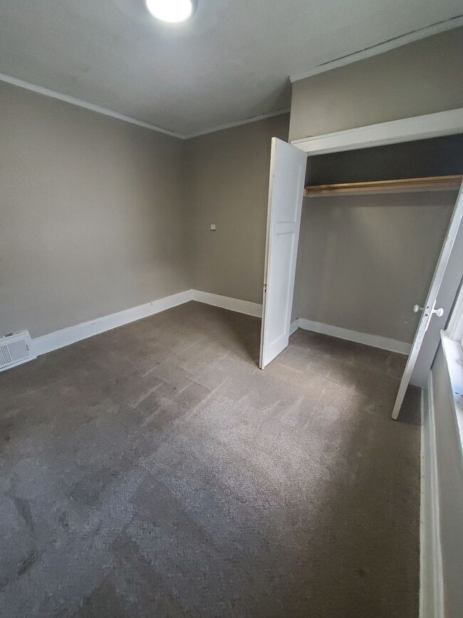 Building Photo - 2338-2340 N 15th St. (4 Unit)