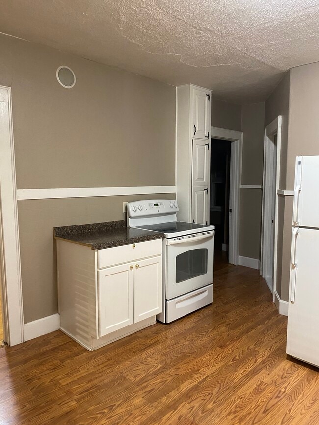 Foto del edificio - 527 Champlain St