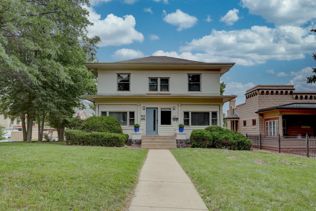 Foto principal - 922 14th St