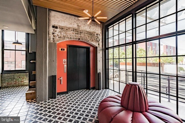 Foto del edificio - 1701 Tulip St