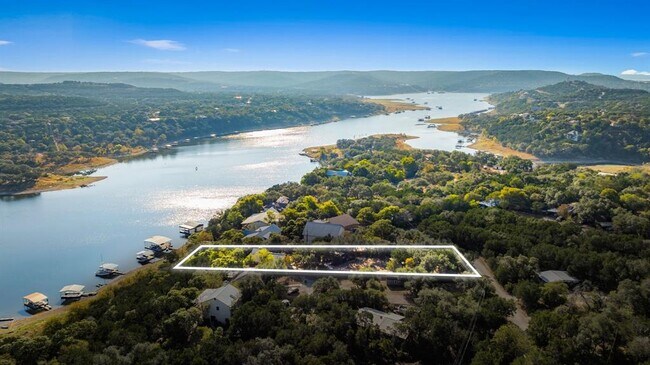 Foto del edificio - 18300 W Rim Dr