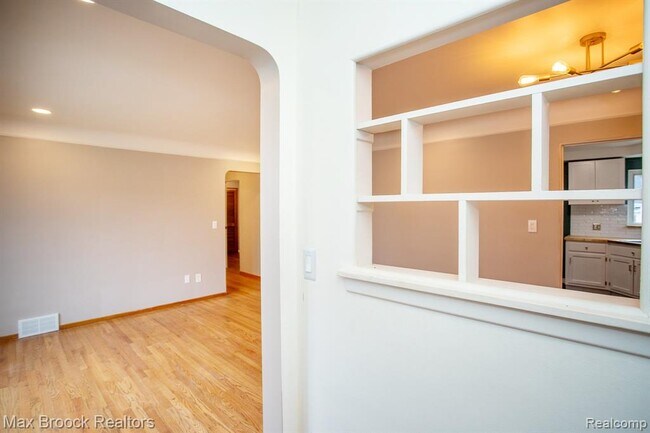 Foto del edificio - 8501 Northfield Blvd