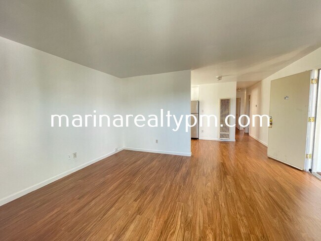 Foto del edificio - Florida St 4 Plex