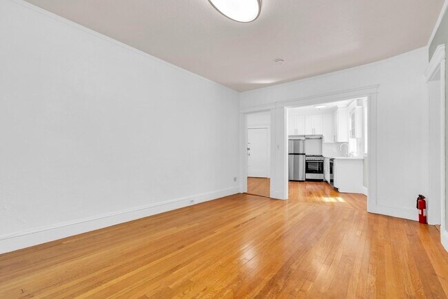 Foto del edificio - 122 Riverway