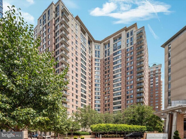 Foto del edificio - 851 N Glebe Rd