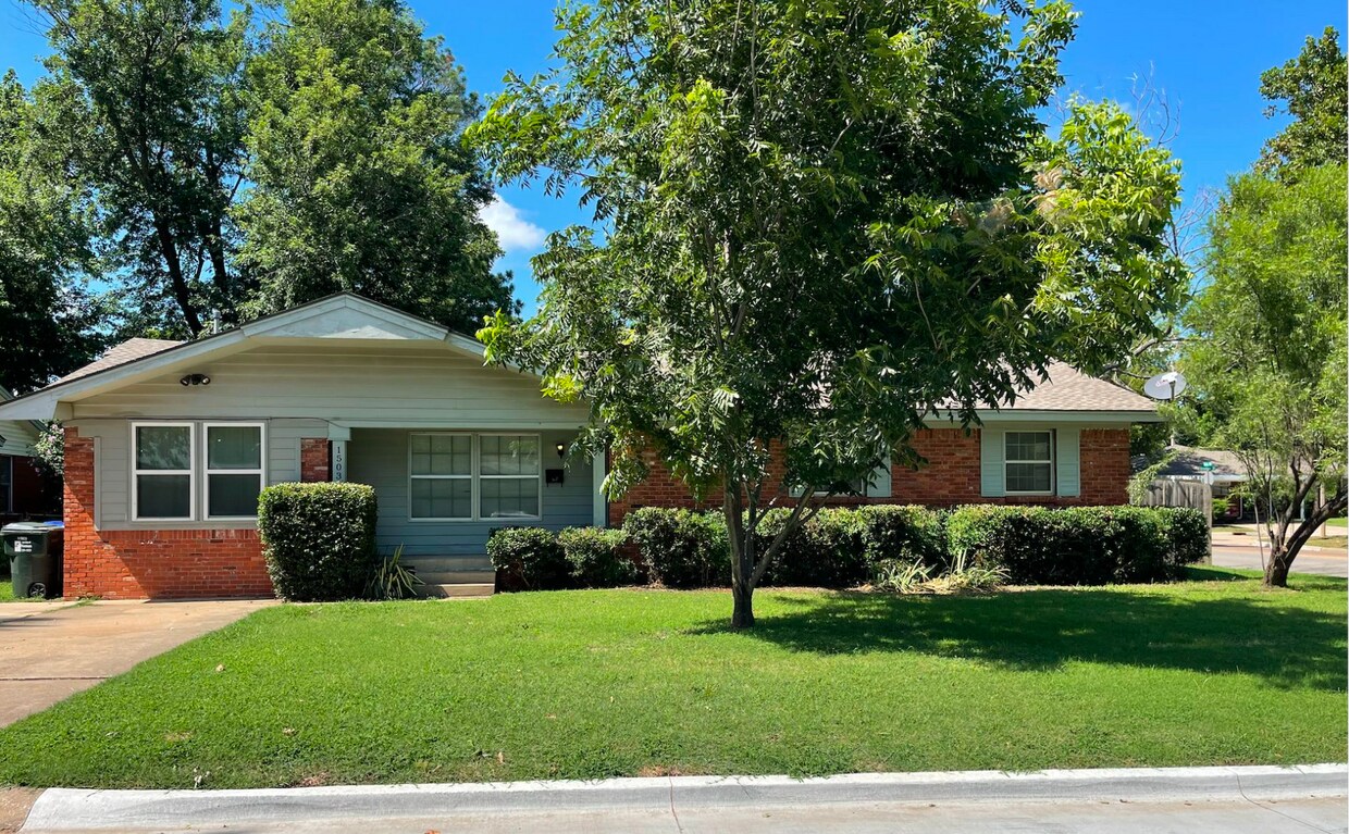 Photo - 1503 Oakwood Dr (Norman, OK)