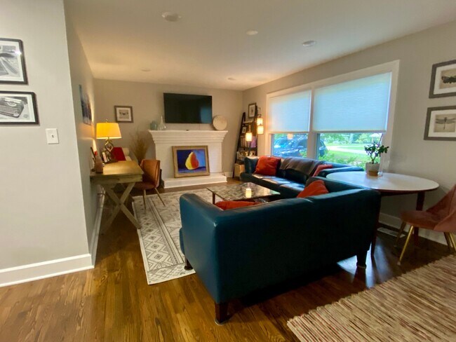 Foto del edificio - 3616 Skyview Dr SE