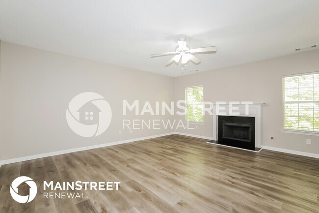 Building Photo - 665 Lakeridge Ct