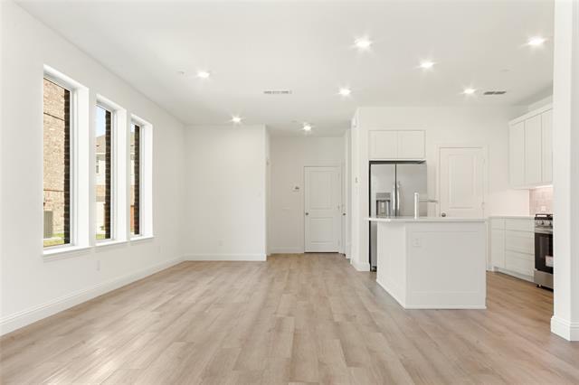 Foto del edificio - 2537 Settlers Pl