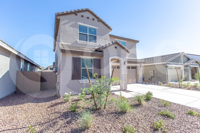 Foto del edificio - 9131 W Glenrosa Ave