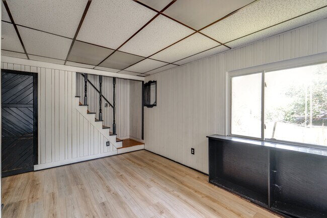 Foto del edificio - 12512 Mc Gowan Ave