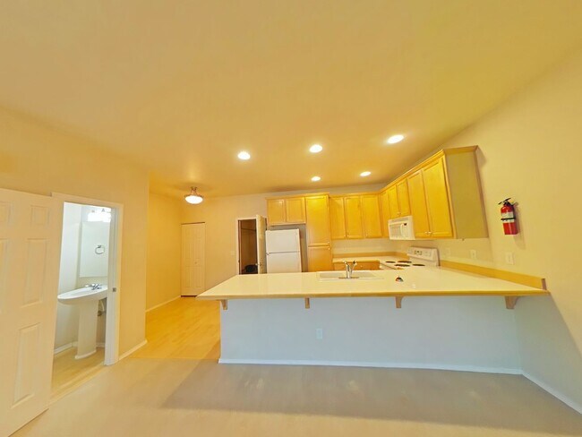 Foto del edificio - HOA ~ 3 Bedroom Townhouse ~ North Corvallis