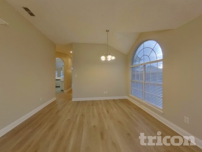 Foto del edificio - 3912 Cannonwood Dr