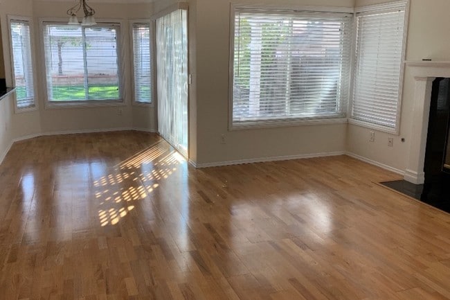 Family room - 8179 Rimridge Ln