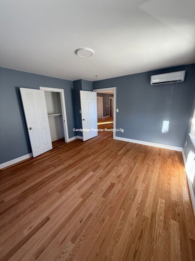 Foto del edificio - 8 Brentwood St