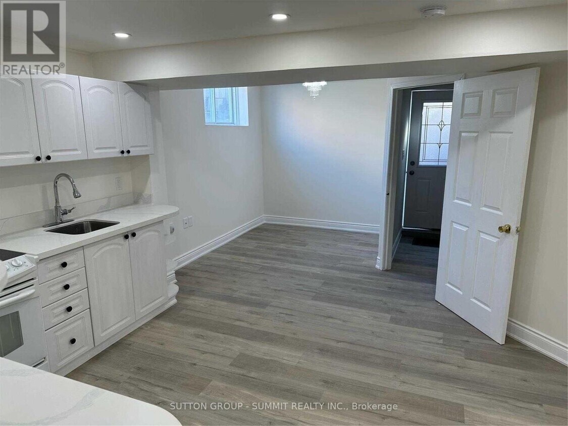 5787 Invergordon Ln, Mississauga, ON L5M 4T8 House for Rent in