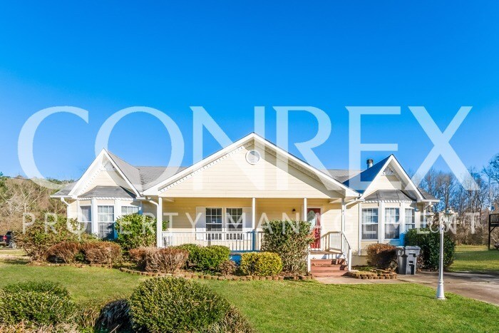 Primary Photo - Wide Open Spaces -- One Month Free Rent!