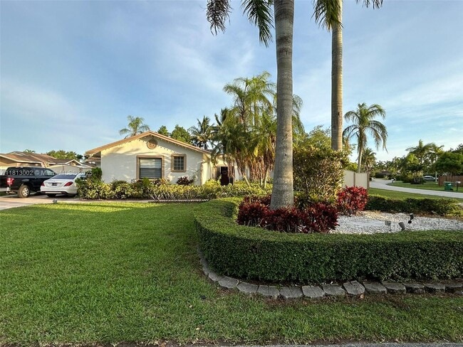 Building Photo - 14850 SW 156th St