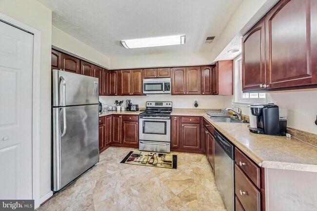 Foto del edificio - 6063 Sirenia Pl