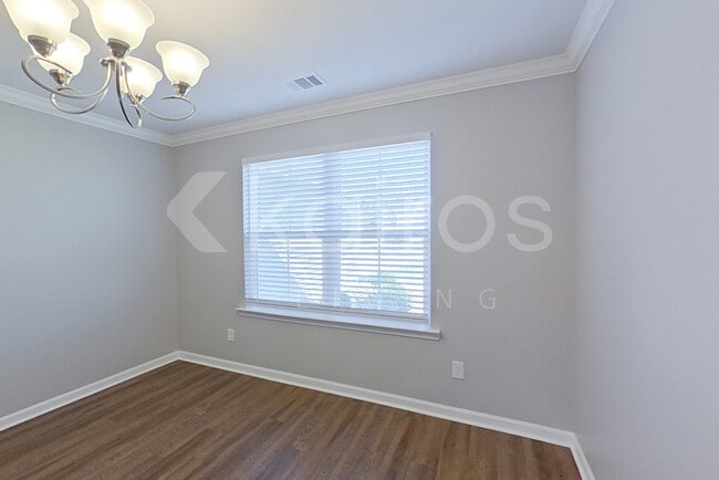 Building Photo - 203 Western Red Cedar Dr