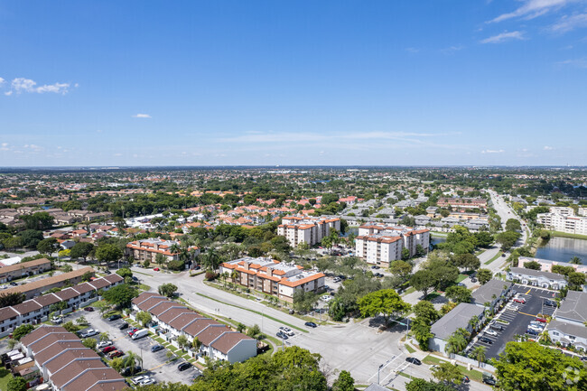 Aerial Photo - Kendall Lakes Towers