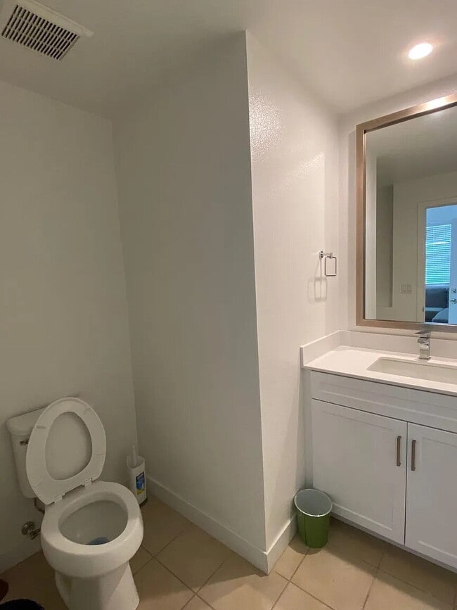 Foto del edificio - 576 Asilomar Wy