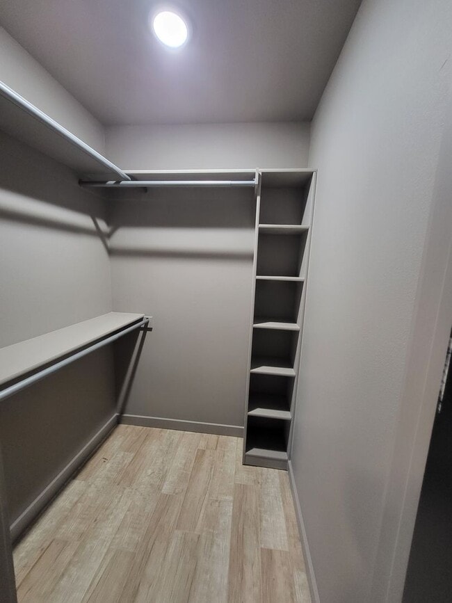 Interior Photo - Lick Estates