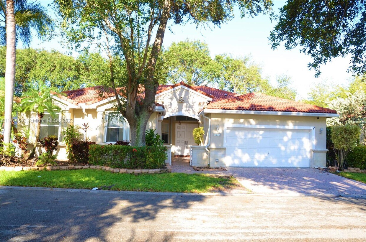 Foto principal - 5275 SW 34th Way