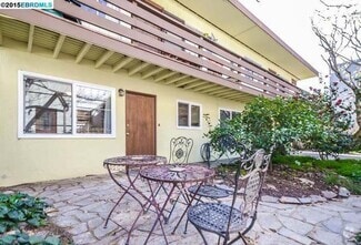 Building Photo - 3111 College Ave