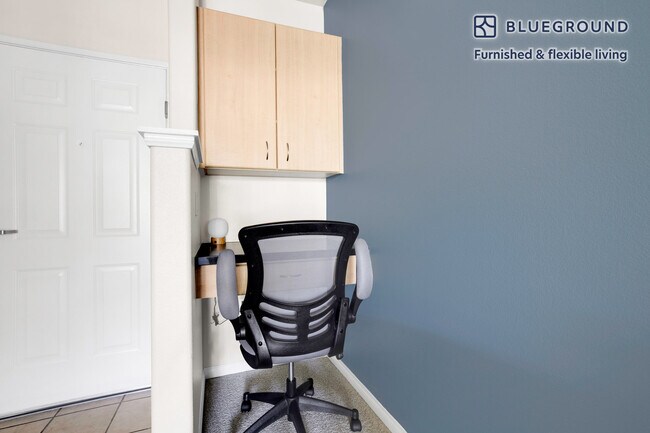 Foto del edificio - 8500 Pershing Dr