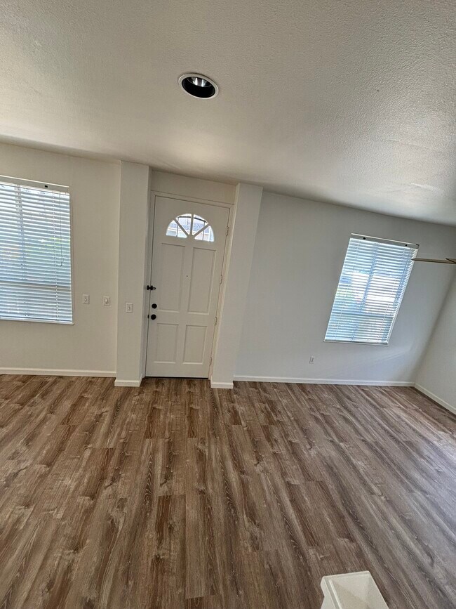 Foto del edificio - 91-1058-1058 Keokolo St