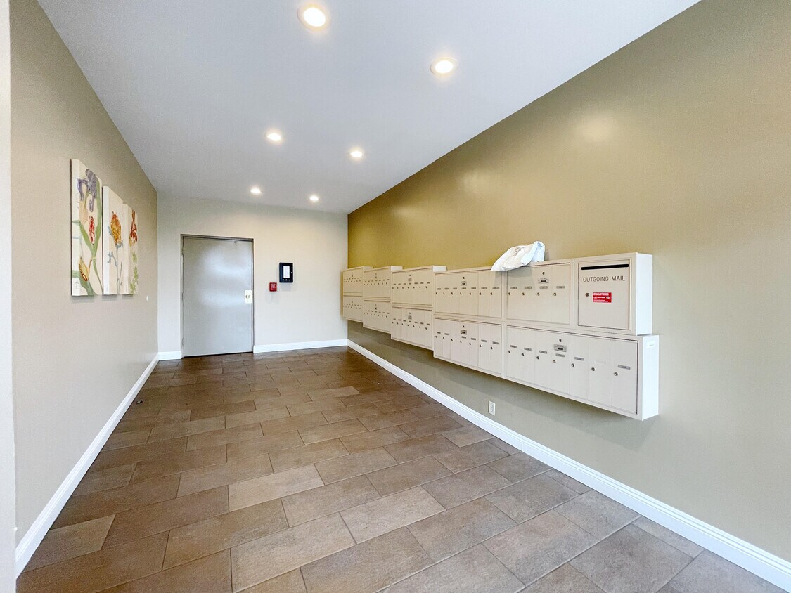 Aspen Apartments Apartments in Los Angeles, CA